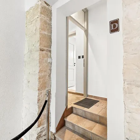 Suncity Apartment Porec